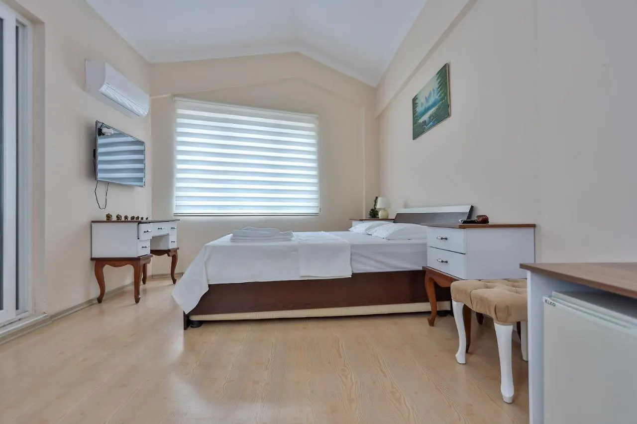 Özmen House Appartement Antalya 0*,  Turkije